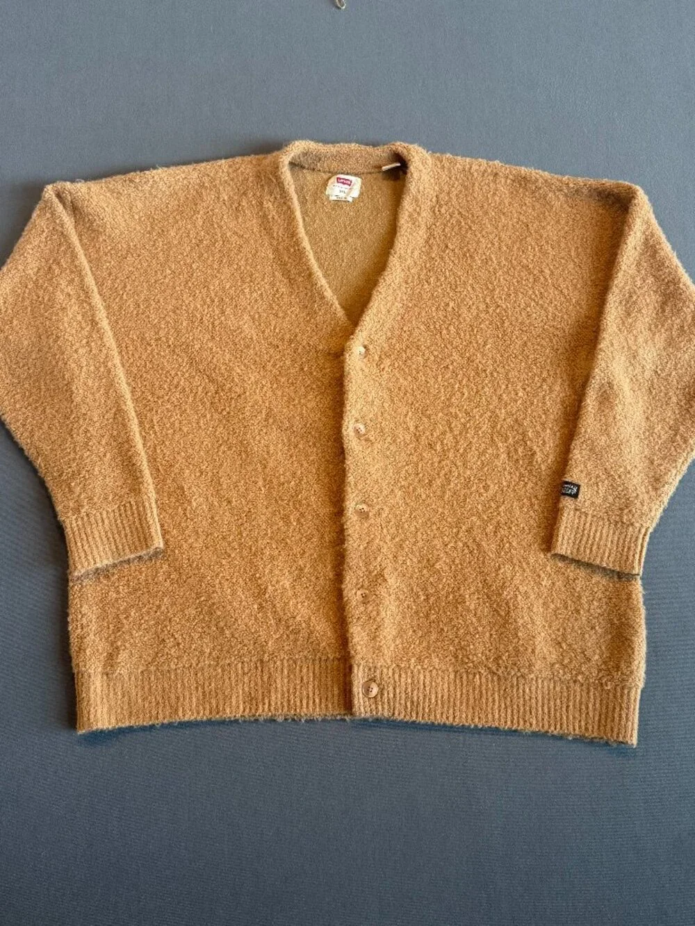Levi’s Relaxed Cardigan Sweater Men’s XXL Tan Boucle Wool Blend Button Front